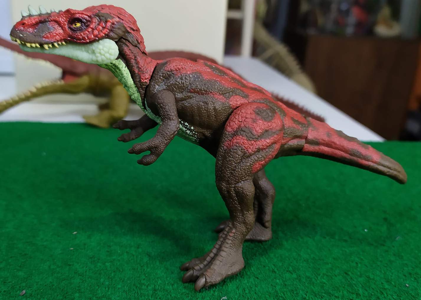 Jurassic World - Figura dinossauro T-Rex passo e ataque, JURASSIC WORLD