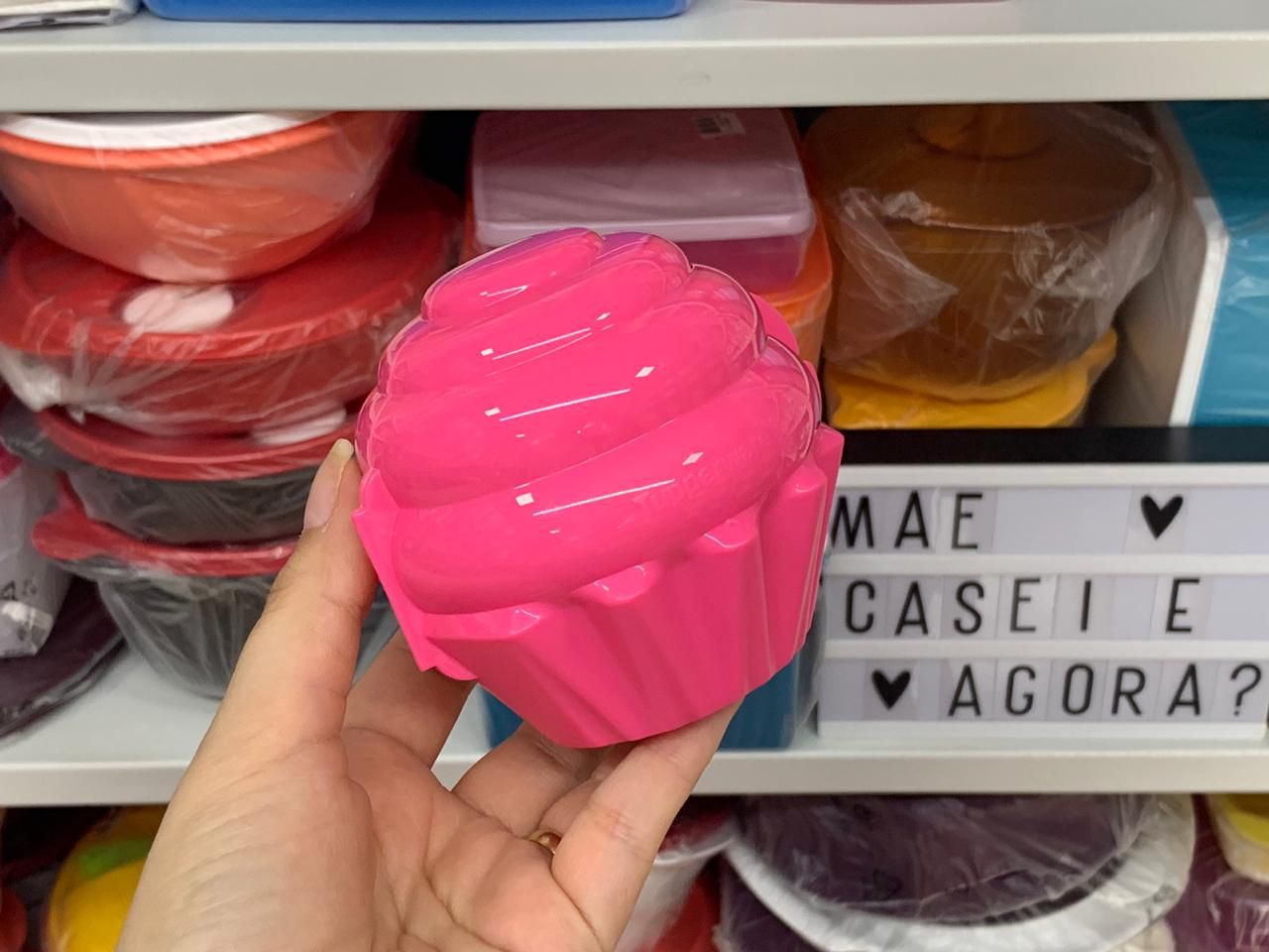 TUPPERWARE CUPCAKE ROSA - Não é Pote é Tupperware - melhor loja do