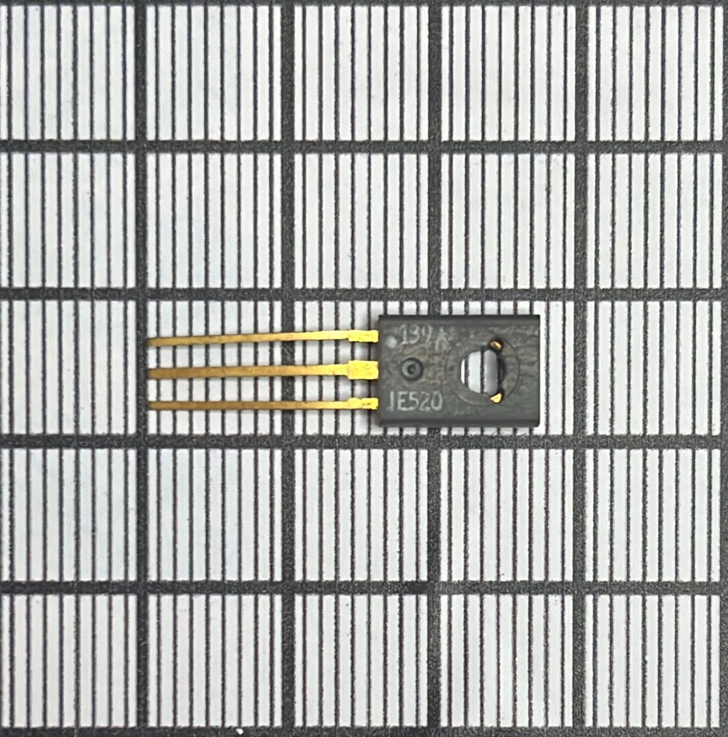 352 Transistor TRANSISTOR - 352-5038-010 - Fibraer