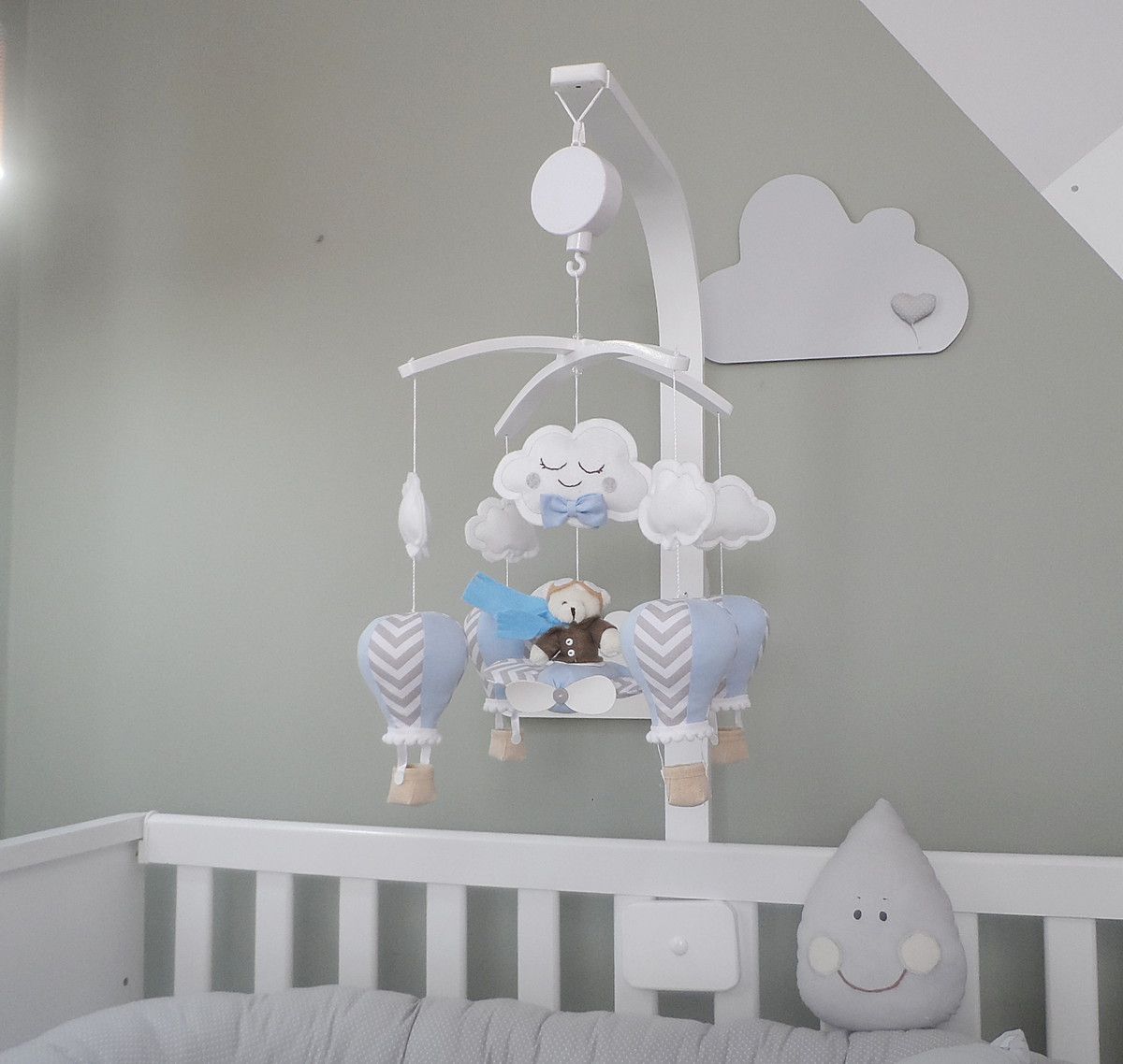 Móbile musical giratório balão,elefante, ursinho,ovelha,nuvens e avião -  <title> Arte Bela Baby-Loja de decoração para bebês </title>