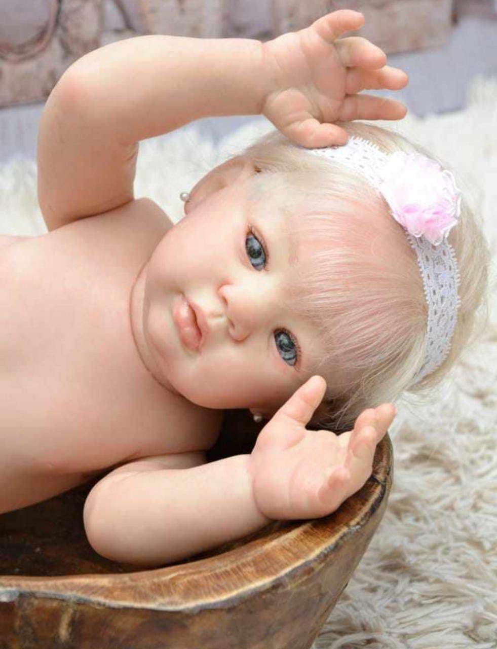 Boneca Bebê Reborn Realista Menina Silicone Pode Dar Banho - Carrefour