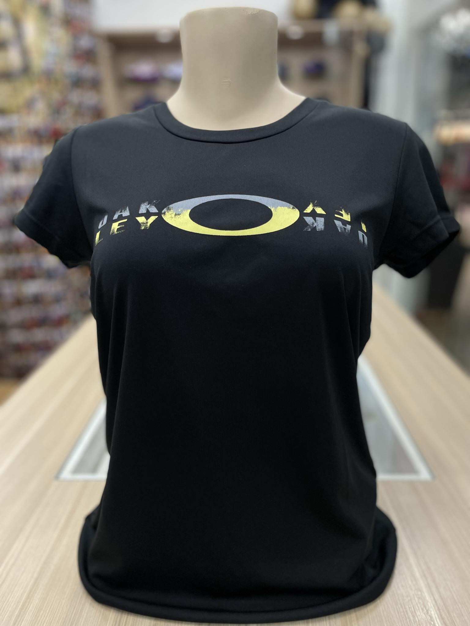 Camisa Da Oakley Feminina