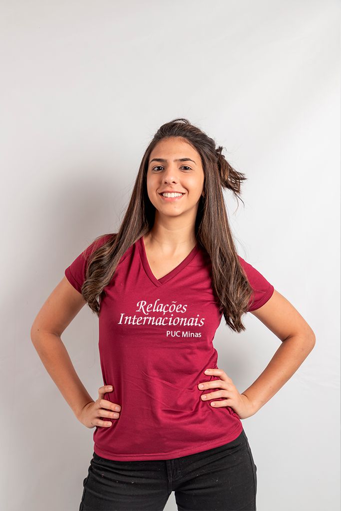 Camisa Relações Internacionais PUC Feminina - Veste CW: A Loja do estudante
