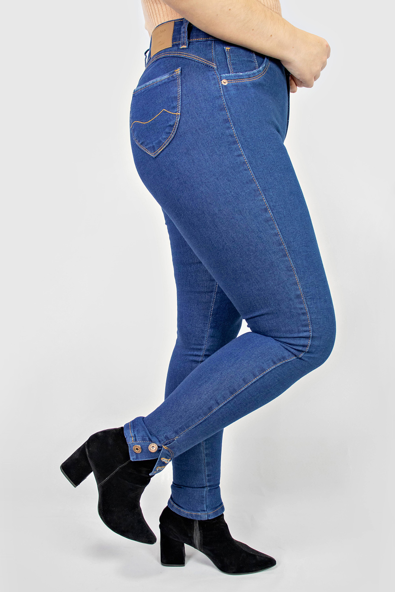 Calça Jeans Feminina Skinny Botão Na Barra E Cintura Alta - Femínian Shop - Jeans  Feminino