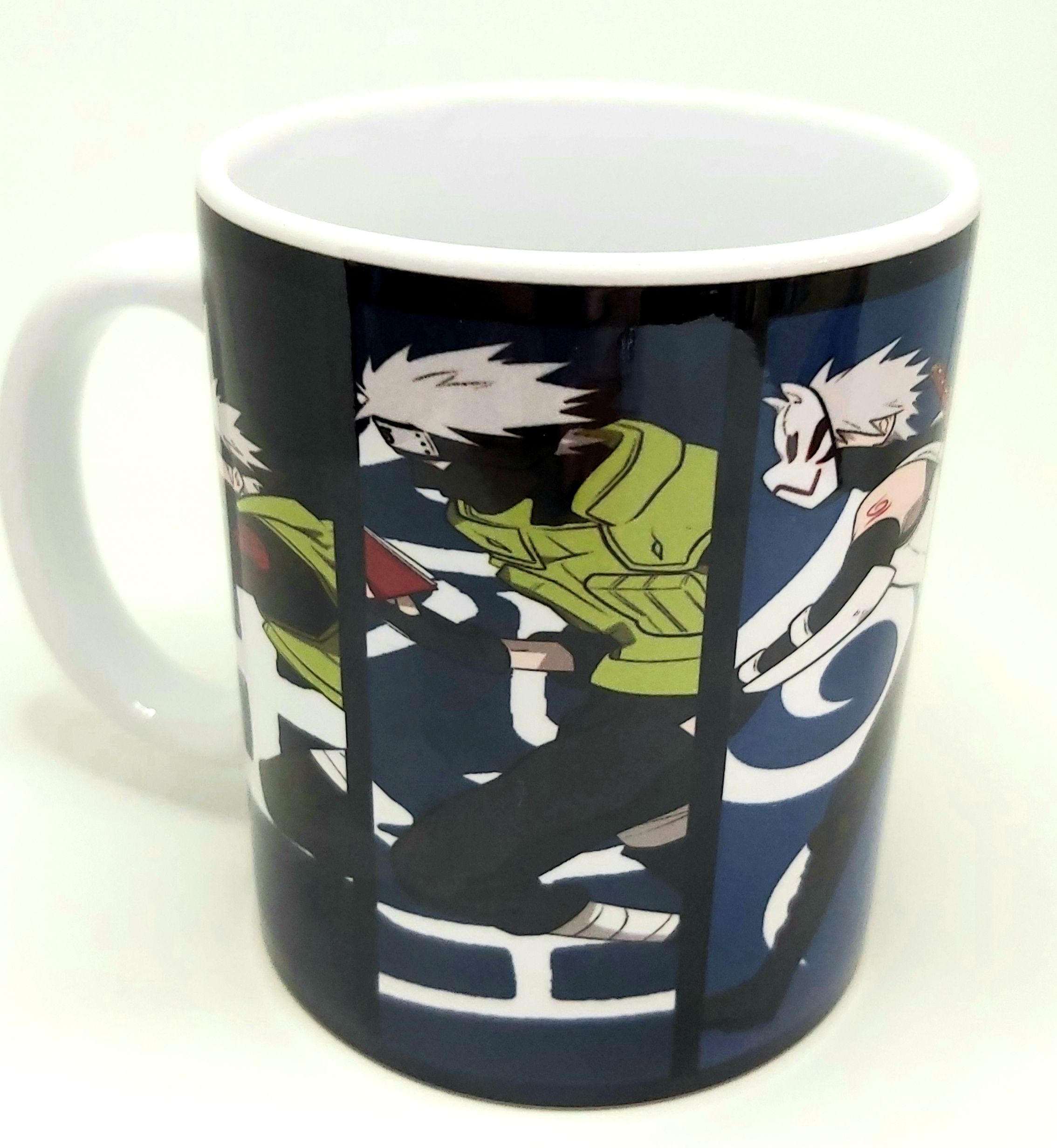 Caneca Naruto Kakashi