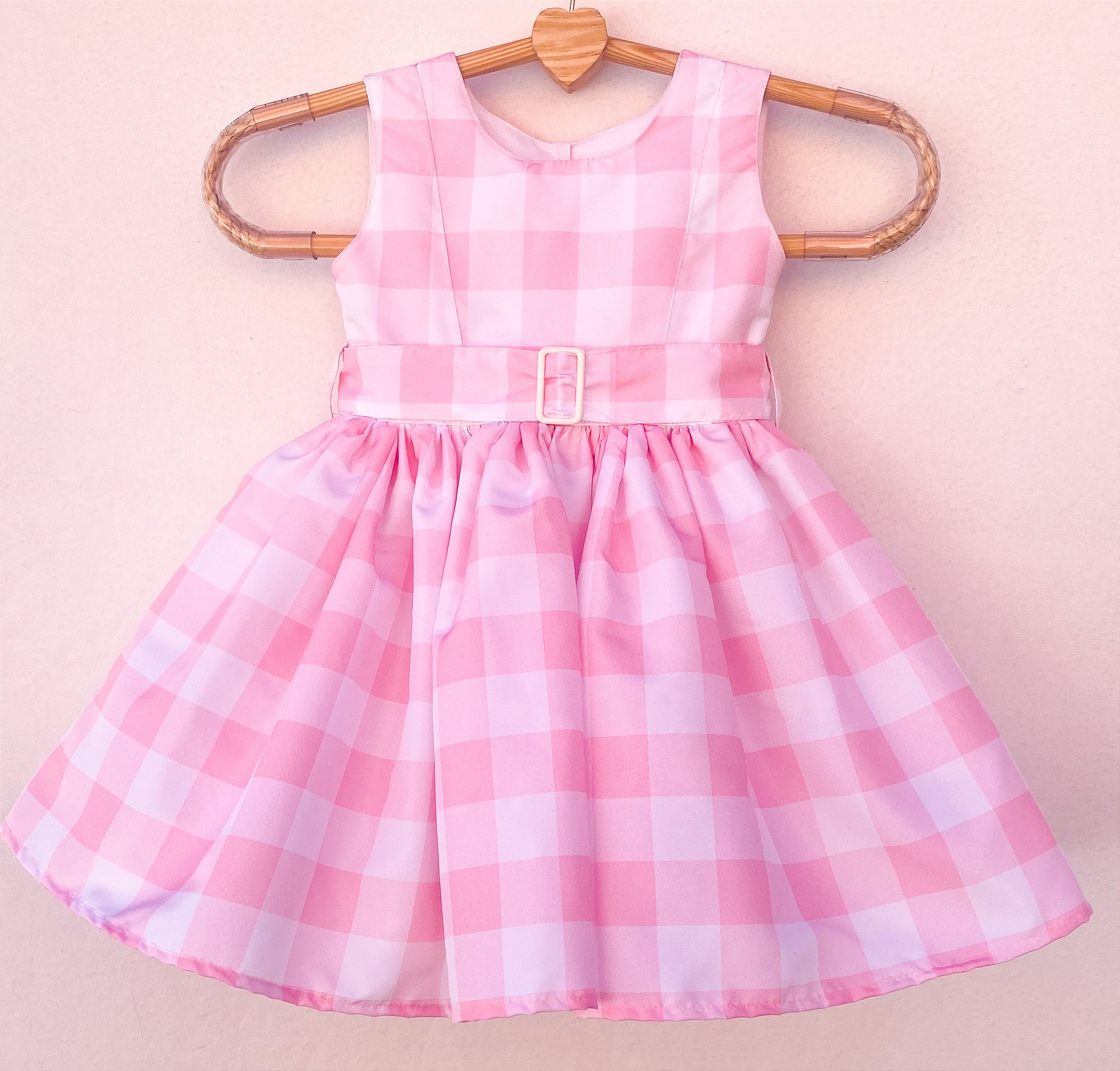 Vestido Inspiração Barbie Rosa