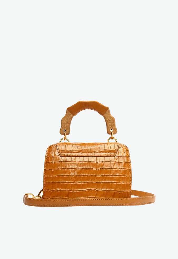 BOLSA BELIEVE SCHUTZ CROCO PEQUENA MIELE CARAMELO - Lojas Trend