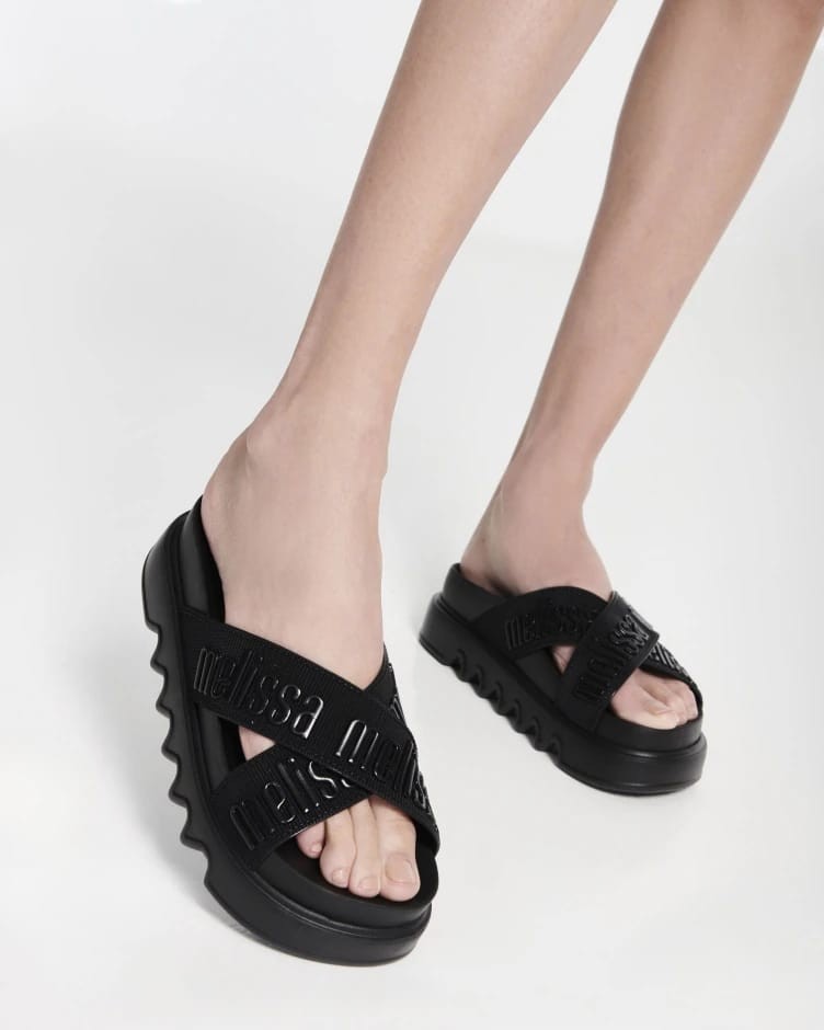 MELISSA CROSS M-LOVER PLATFORM PRETA - Lojas Trend