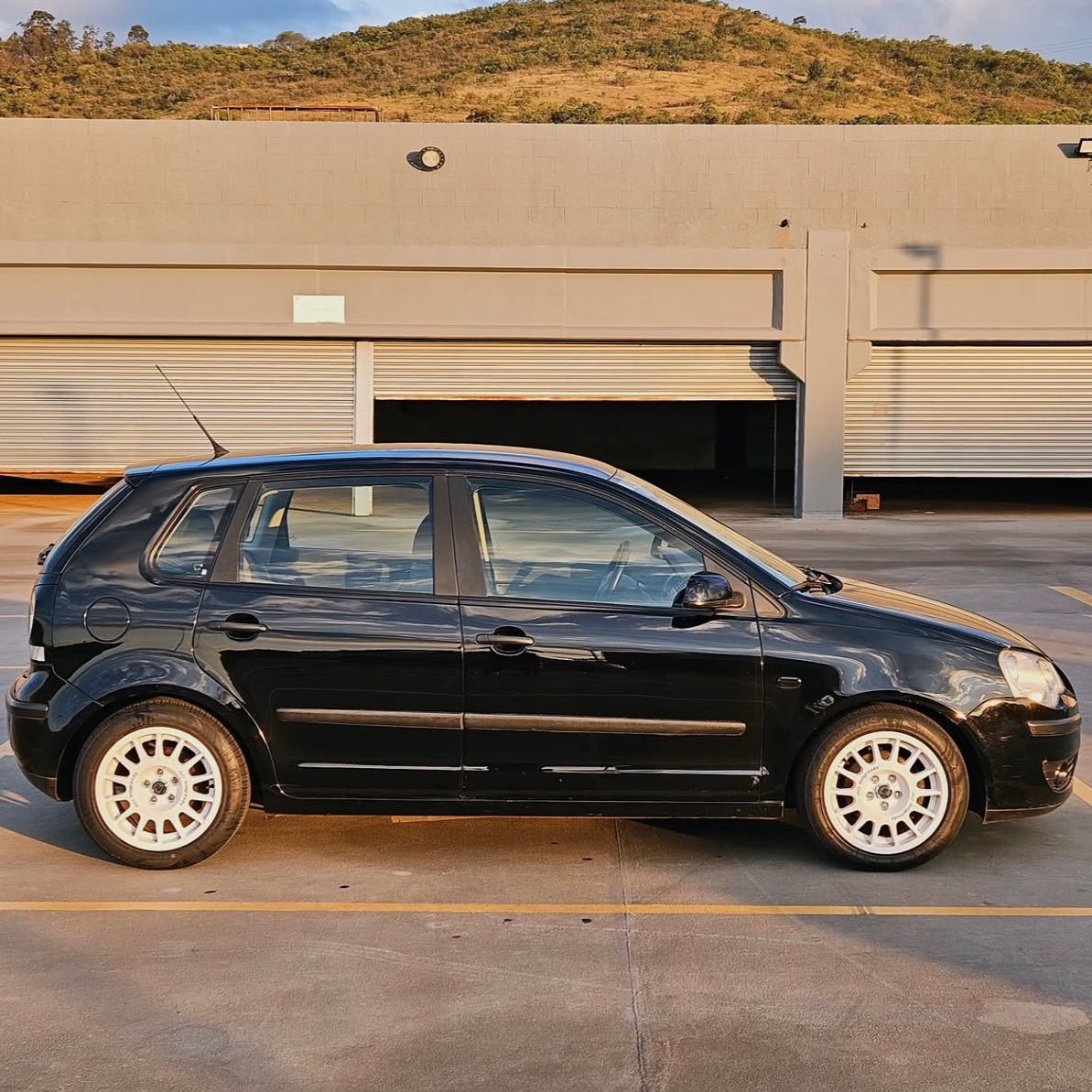 Jogo de Rodas Ride Laguna Aro 15 Subaru Golf Audi A3 Polo Branca Prata Preta Cinza Grafite