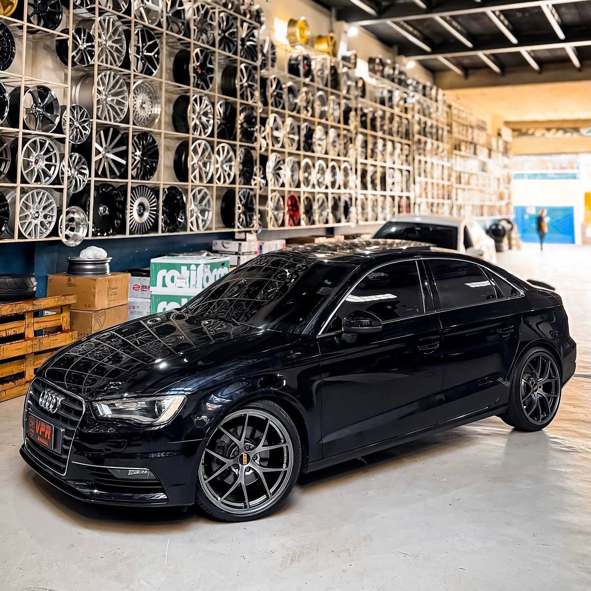 Jogo de Rodas BBS FI RI A RIA Aro 19 5x112 Audi TT A3 A4 A5 BMW 320 Golf Jetta Mercedes Cinza Grafite
