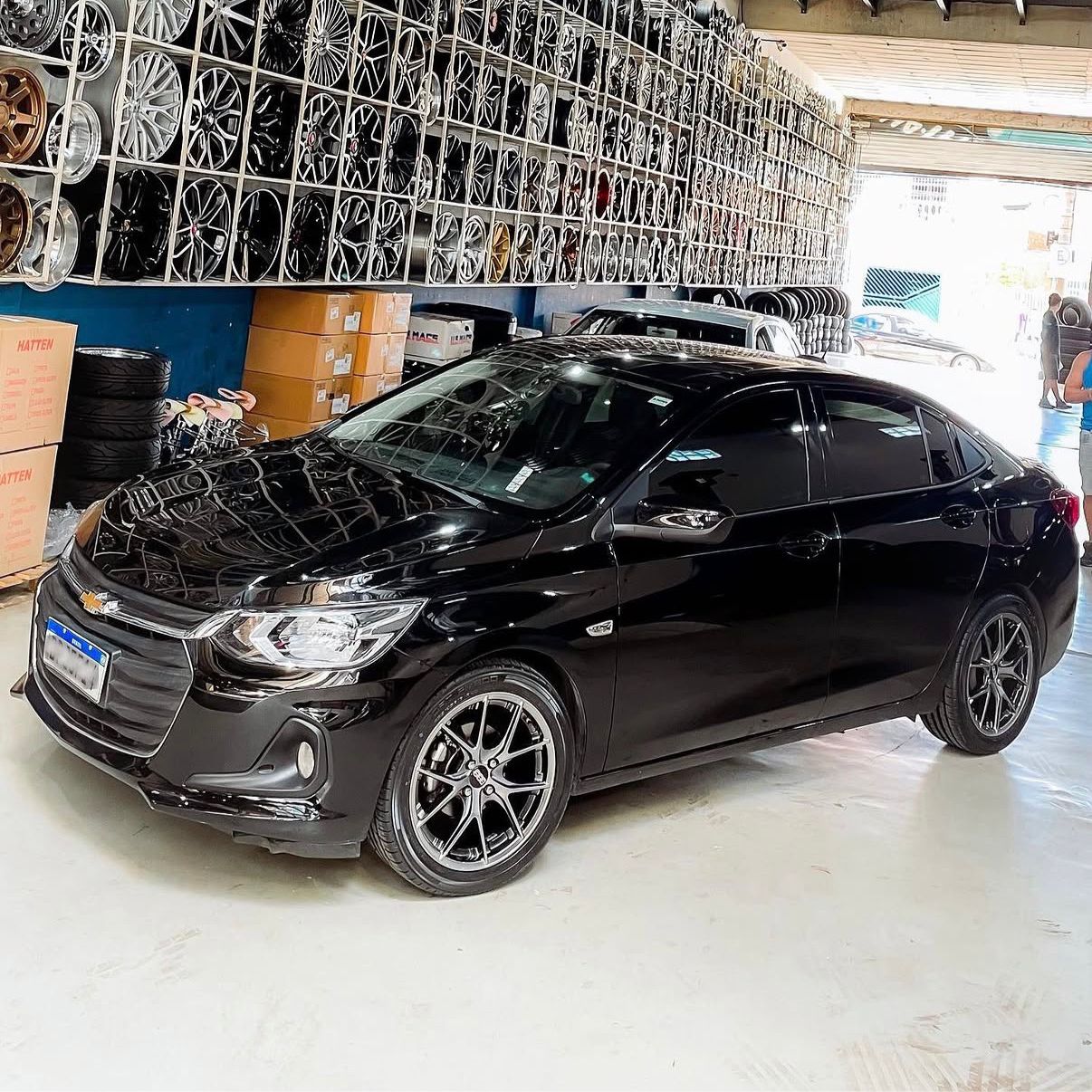 Jogo de Rodas BBS CIR GT7 Aro 17 4x100 Civic Gol Saveiro Voyage Up TSI Onix HB20 Preta Preto Prata Cinza Grafite