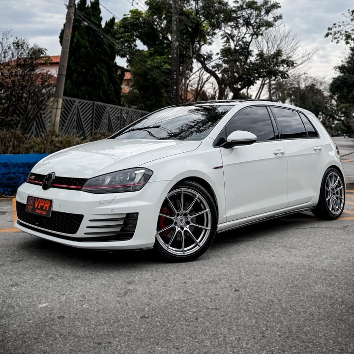 Jogo de Rodas VLF 02 Concava Aro 18 5x112 Audi Mercedes Volkswagen Golf GTI