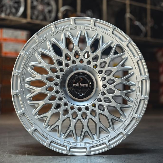 Jogo de rodas Rotiform LHR-M - 19x8,5