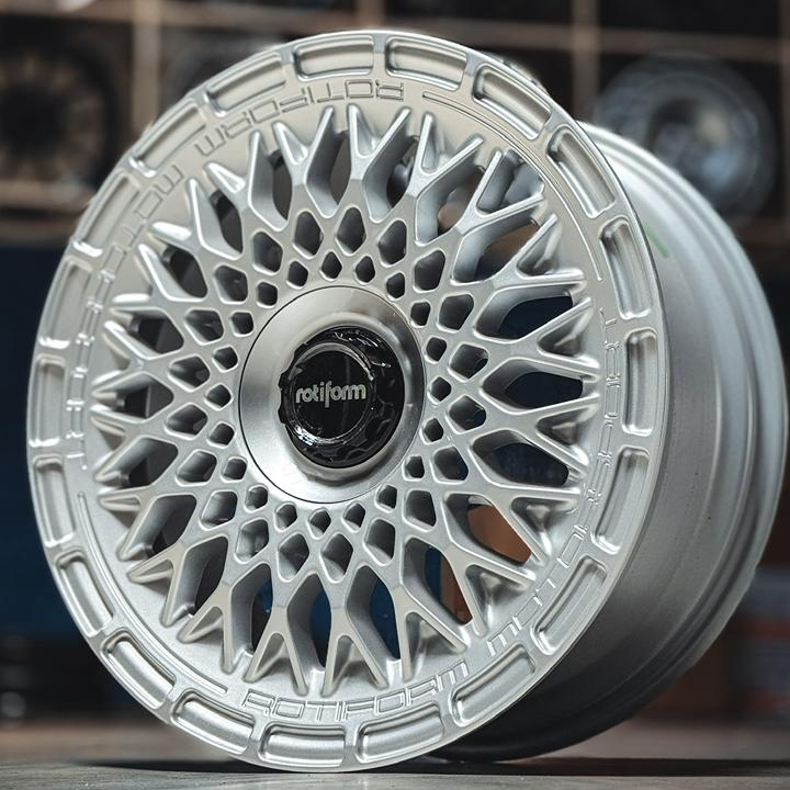 Jogo de rodas Rotiform LHR-M - 19x8,5