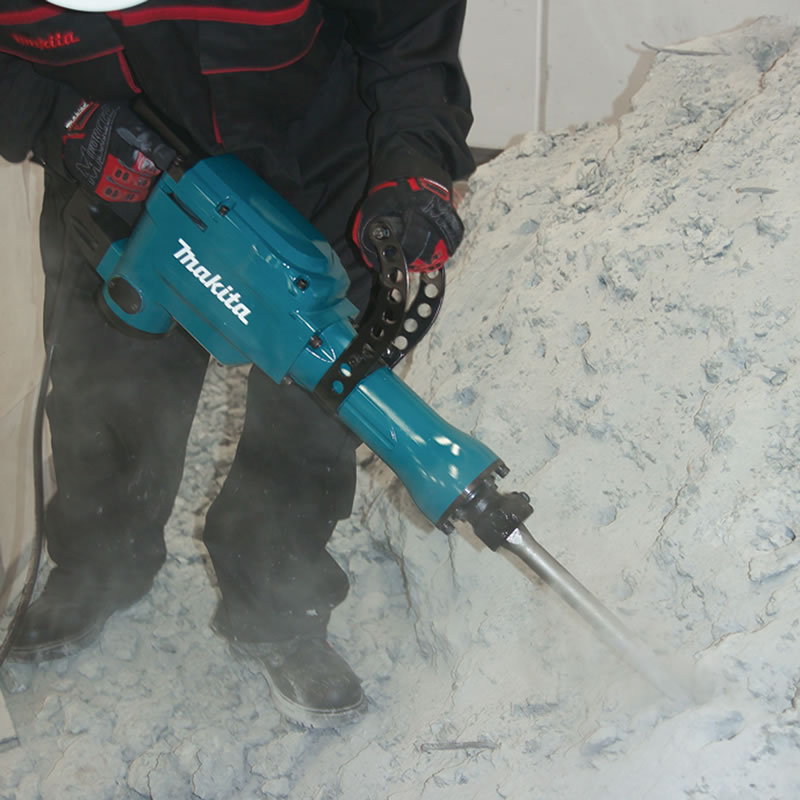 Martelo Demolidor 16Kg 1.510W Hm1306 220V Makita - Brama Casa