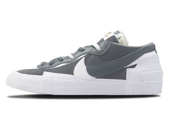 nike x sacai blazer low - black/ white