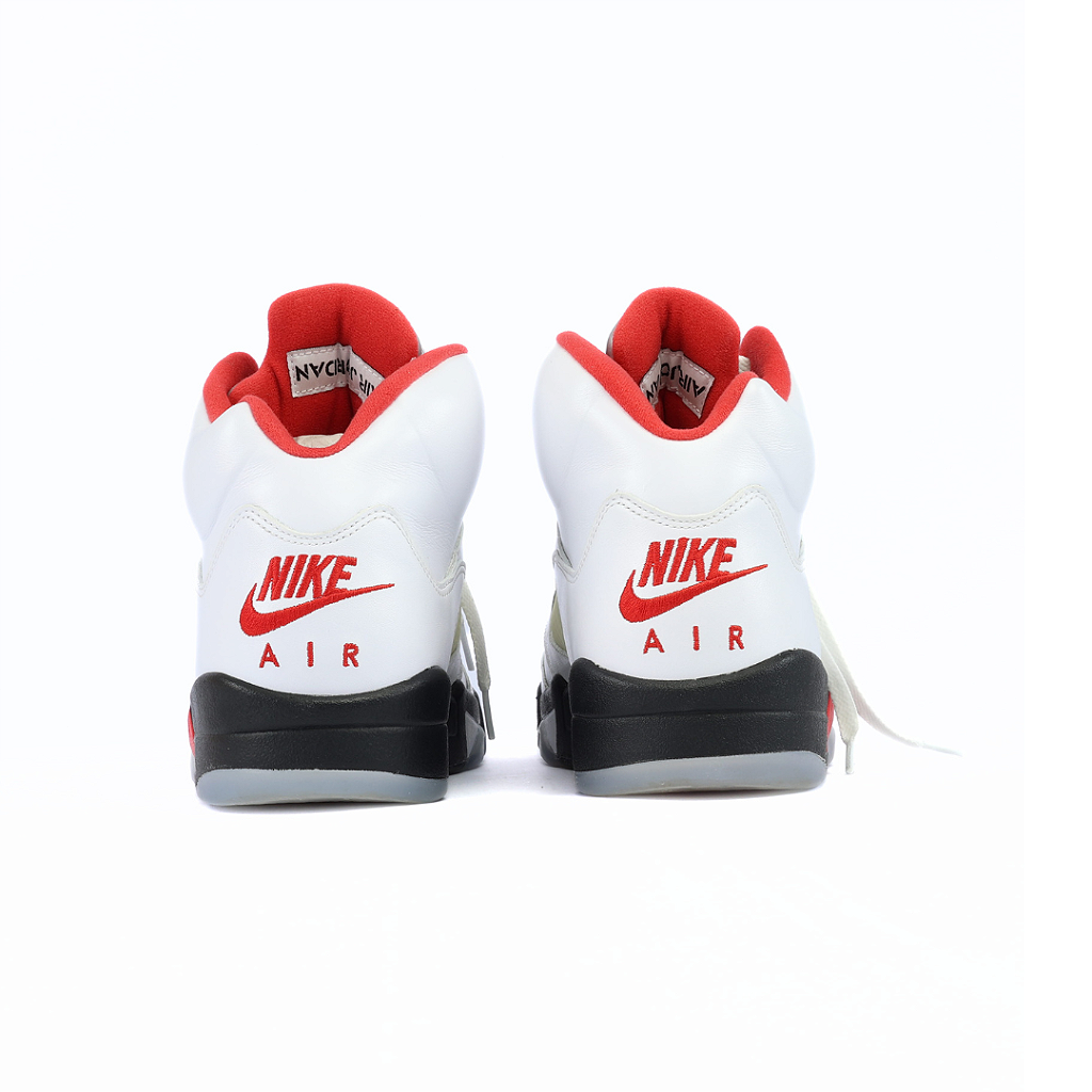 NIKE - Air Jordan 5 Retro 