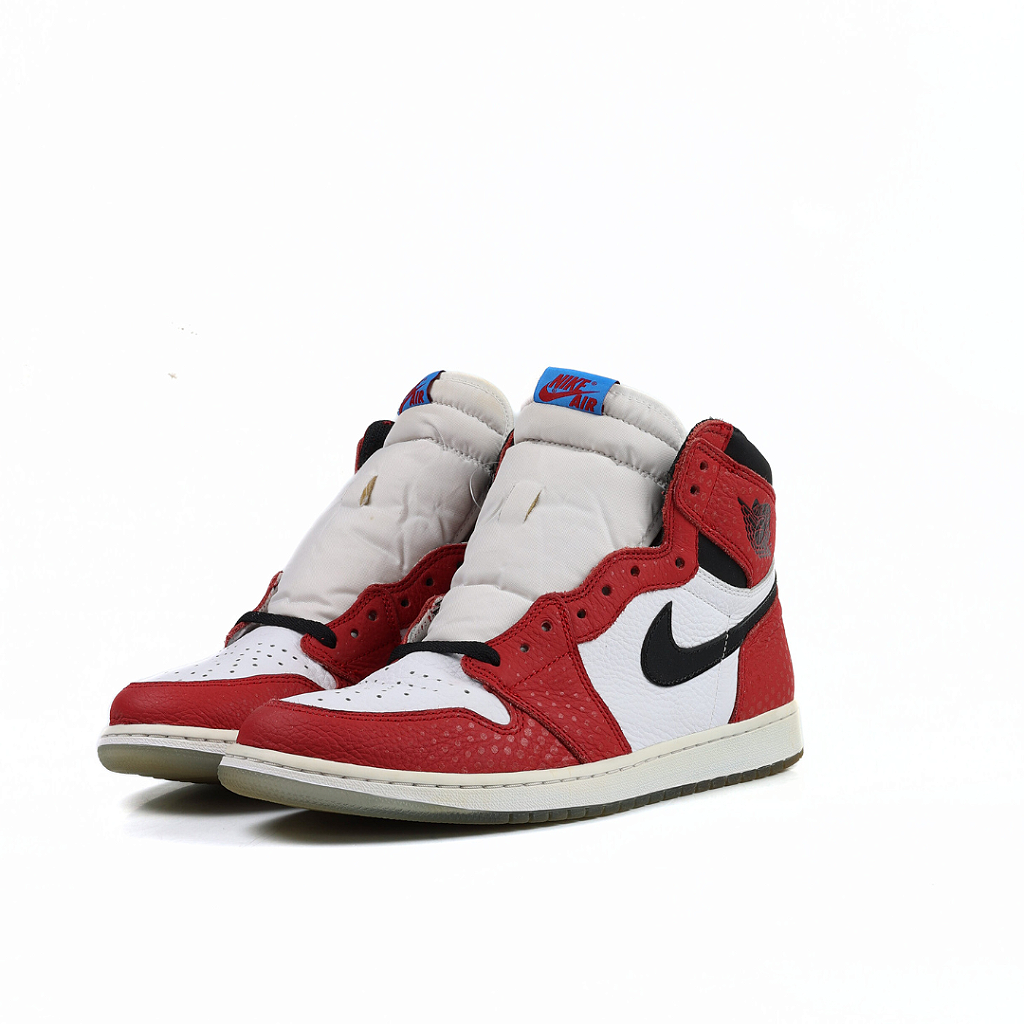 NIKE - Air Jordan 1 High 