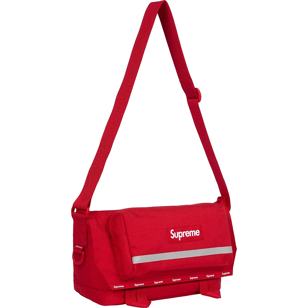 バッグ Supreme Velvet Small Messenger Bag \