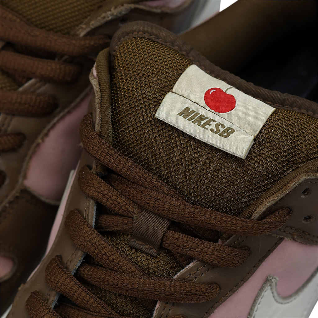 NIKE x STUSSY - SB Dunk Low 