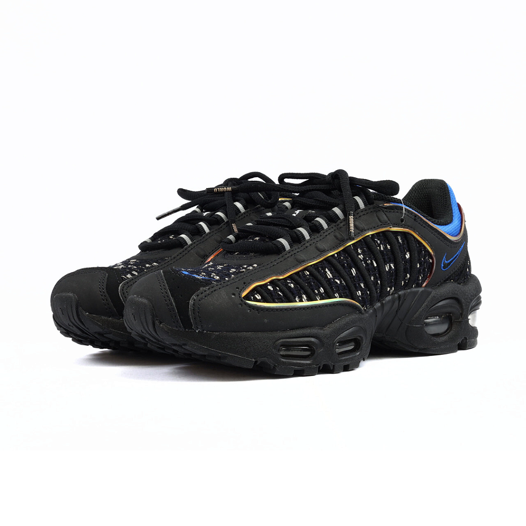 Nike supreme top tailwind black