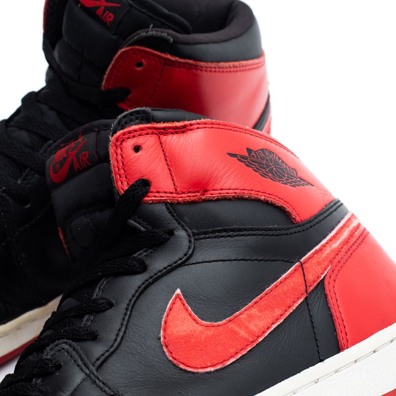 NIKE - Air Jordan 1 Retro NIKE - Air Jordan 1 Retro