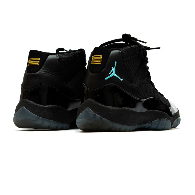 NIKE - Air Jordan 11 Retro 
