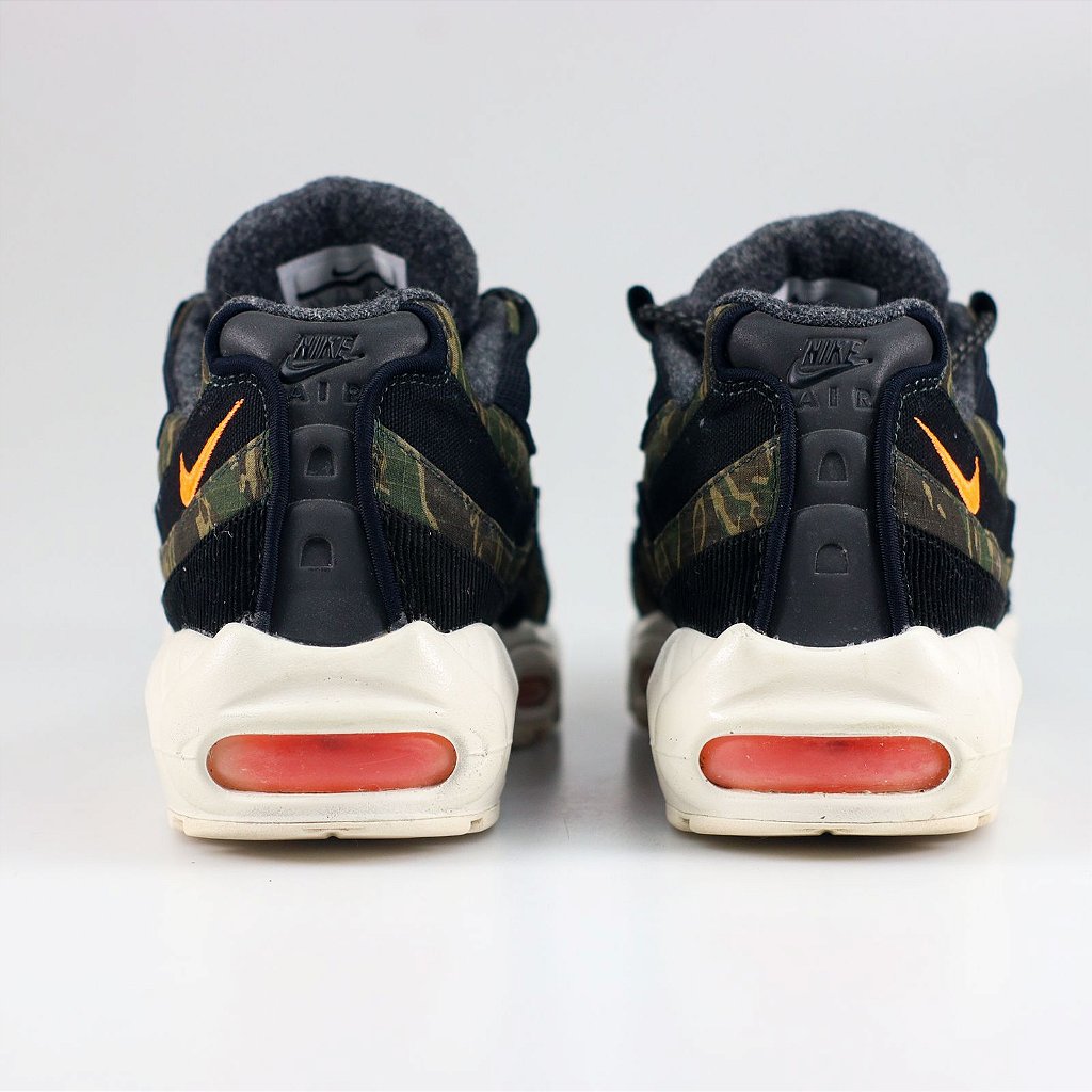 Nike sportswear air max sales 95 x carhartt wip