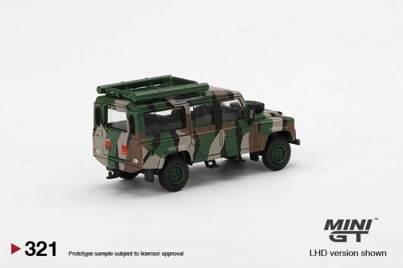 Land Rover Defender 110 Malaysian Army 1:64 Mini GT - 20 anos
