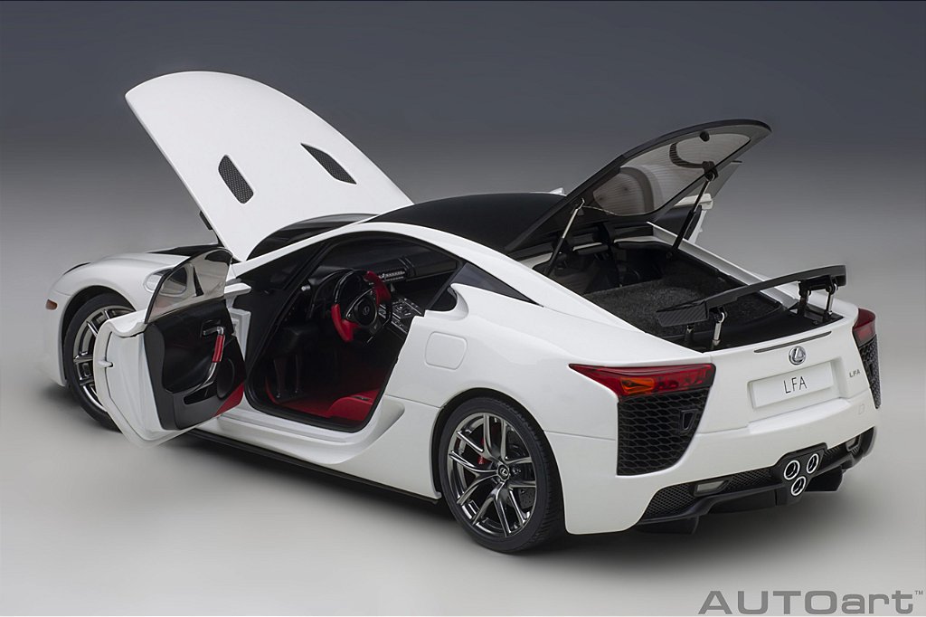 Lexus LFA 1:18 Autoart Branco - 20 anos! Loja on-line de