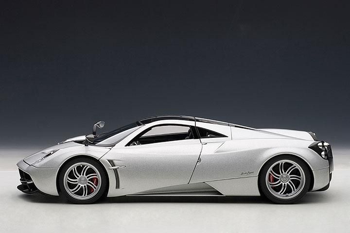 Pagani Huayra Autoart 1:18 Prata - 20 anos! Loja on-line de