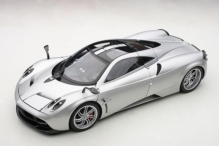 Pagani Huayra Autoart 1:18 Prata - 20 anos! Loja on-line de