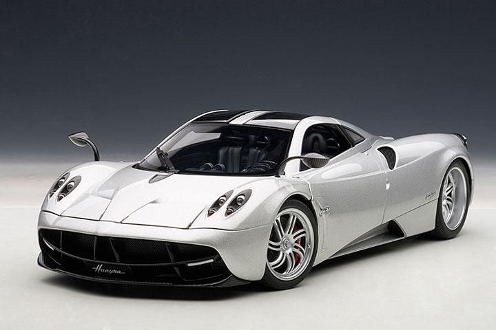 オートアート1/18 Pagani Huayra Pagani Huayra Autoart 1:18 Prata - 20 anos! Loja on-line de