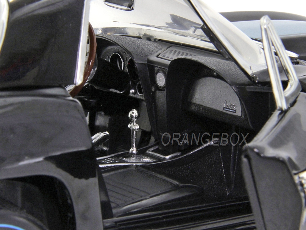 Miniatura Carro Chevrolet Corvette 427 (1967) - Preto - 1:18