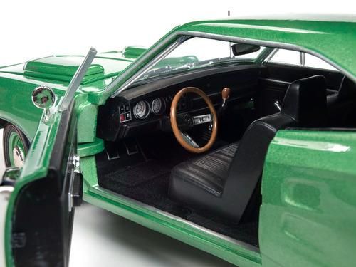 Dodge Coronet Super Bee 1969 Hemmings Muscle Machines 1002pçs 1:18