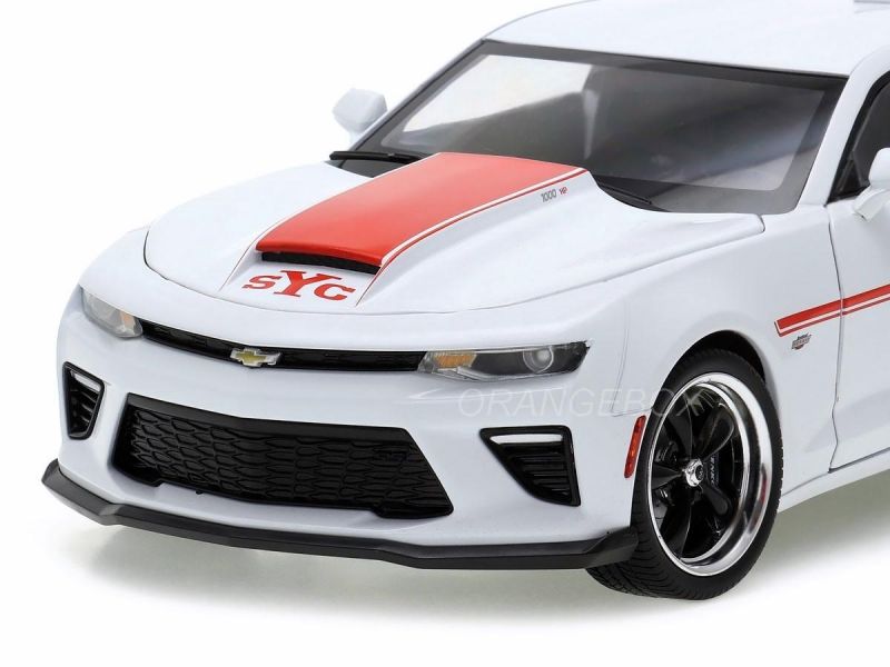 Chevrolet Camaro Yenko S/C 2018 1:18 Autoworld Branco c/ Vermelho