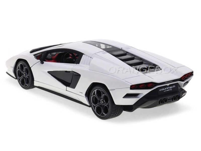 Lamborghini Countach LPI 800-4 2022 1:18 Maisto Branco - 19 anos
