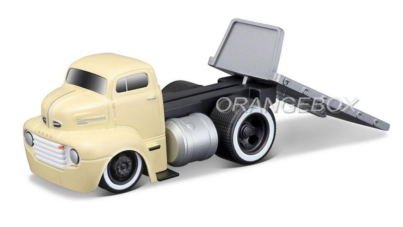 Ford Coe Flatbed 1950 + Mercury 1949 1:64 Maisto Muscle Machines
