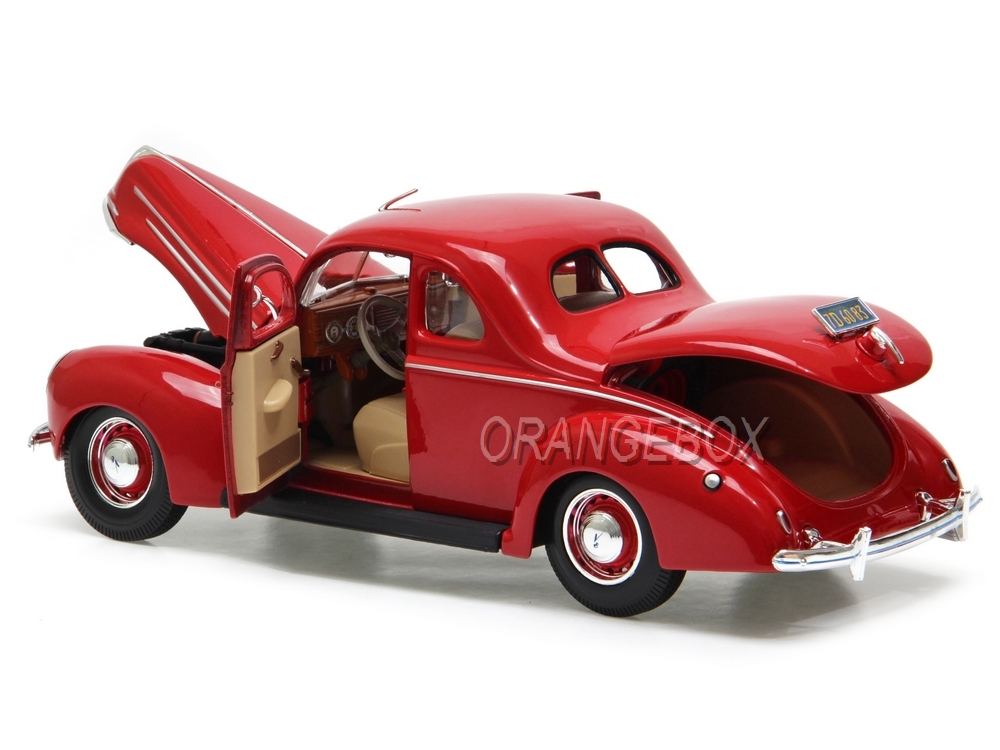 Ford Deluxe 1939 1:18 Maisto Special Edition Vermelho - 20 anos