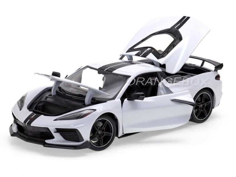 Chevrolet Corvette Stingray C8 Coupe 2020 1:18 Maisto Branco - 20