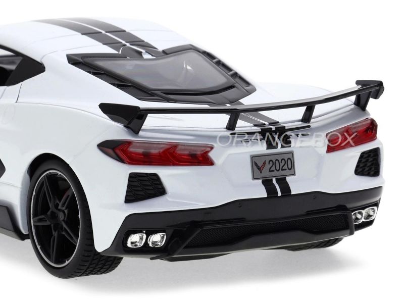 Chevrolet Corvette Stingray C8 Coupe 2020 1:18 Maisto Branco - 20
