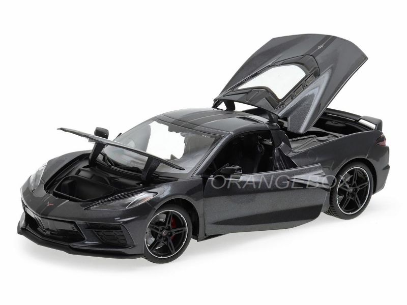 Chevrolet Corvette Stingray Coupe 2020 1:18 Maisto Cinza - 19 anos