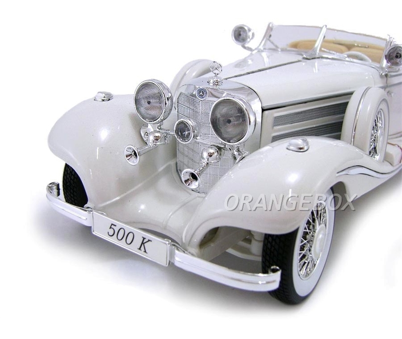 メルセデスベンツ 500 K Typ Specialroadster 1/18 Mercedes Benz 500 K Typ Specialroadster 1936 Maisto 1:18 Branco