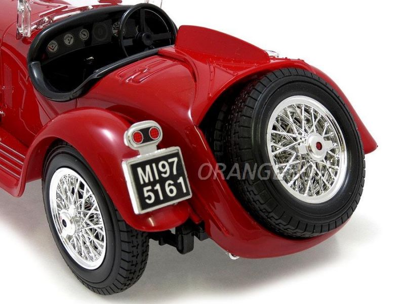 アルファロメオAlfa Romeo 2300 Touring 1/18 Alfa Romeo 1932 8C 2300 Spider Touring 1:18 Bburago Prata