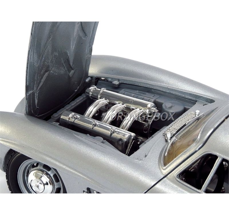 Mercedes Benz 300 SL 1954 Bburago 1:24 Prata - 18 anos! Loja Mercedes Benz 300 SL 1954 Bburago 1:24 Prata - 18 anos! Loja
