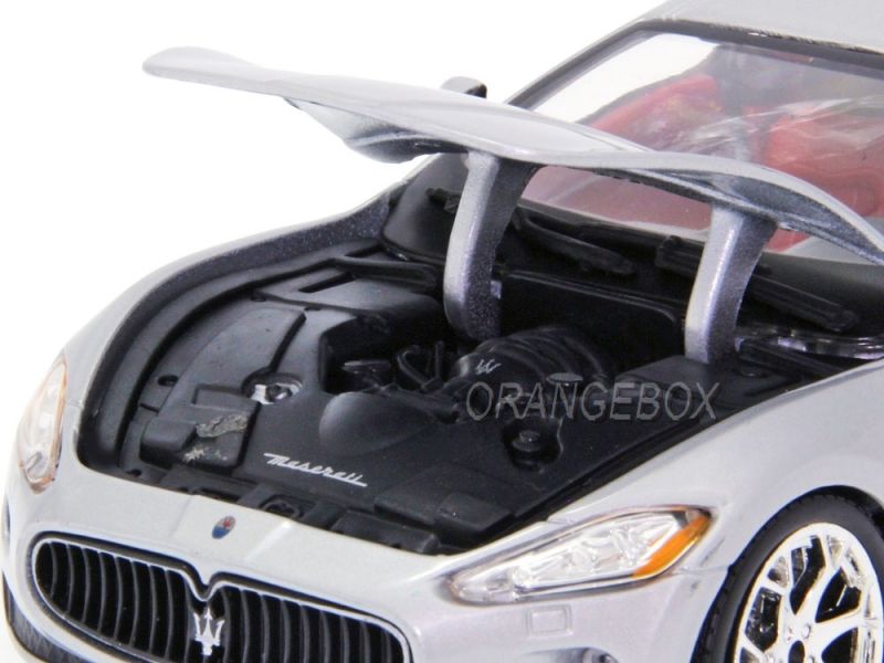 Maserati Gran Turismo Bburago 1:24 Prata - 20 anos! Loja on-line