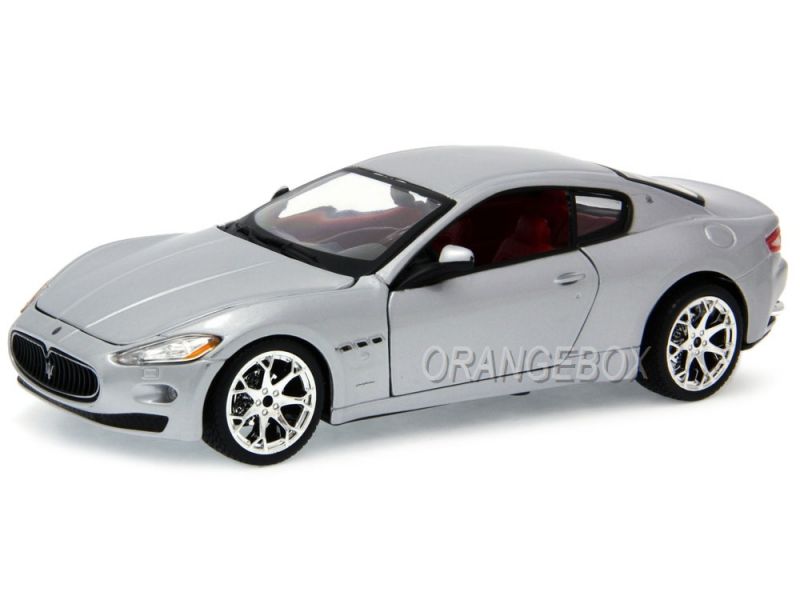 Maserati Gran Turismo Bburago 1:24 Prata - 20 anos! Loja on-line
