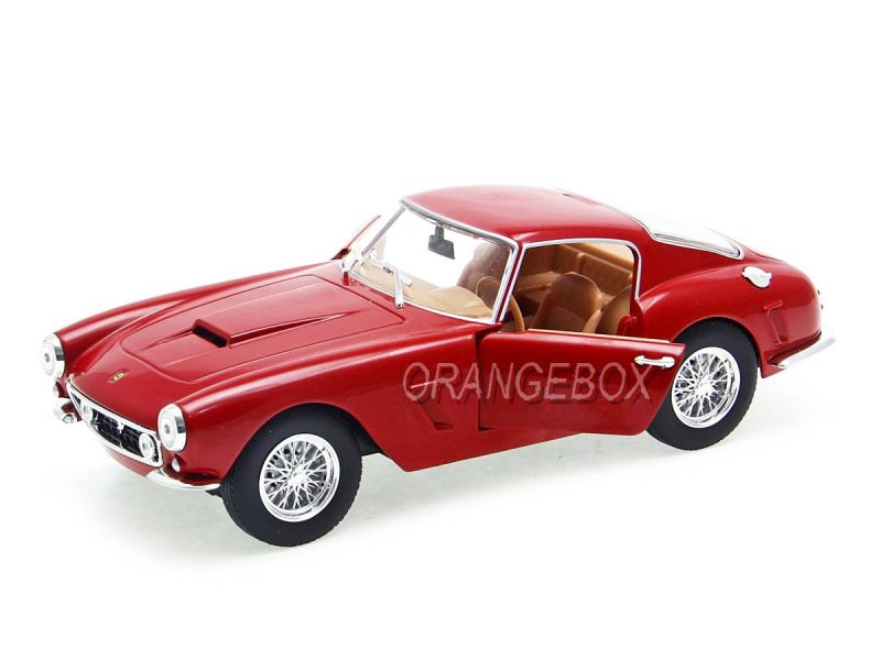 Ferrari 250 GT Berlinetta Passo Corto Bburago 1:24 Vermelho - 19