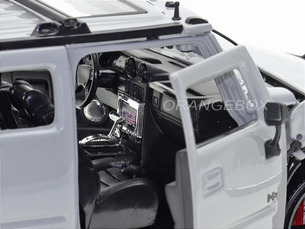 Hummer H2 Just Trucks Jada Toys 1:24 + Estante com Rodas - 20 anos