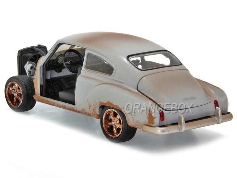 Dom's Chevrolet Fleetline Fast & Furious 8 Jada Toys 1:24 - 19